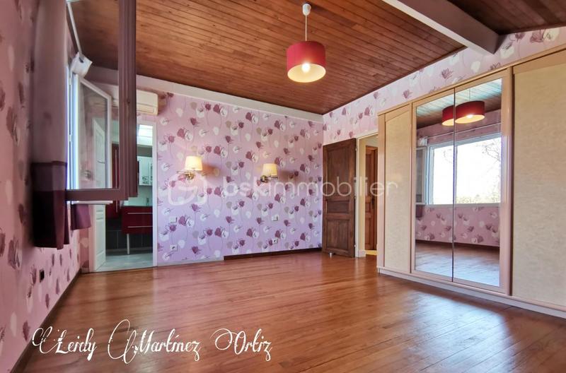 Maison - 160 m² - 6 pièces