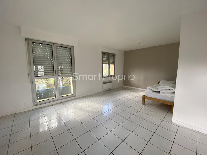 Maison - 900 m² - 20 pièces