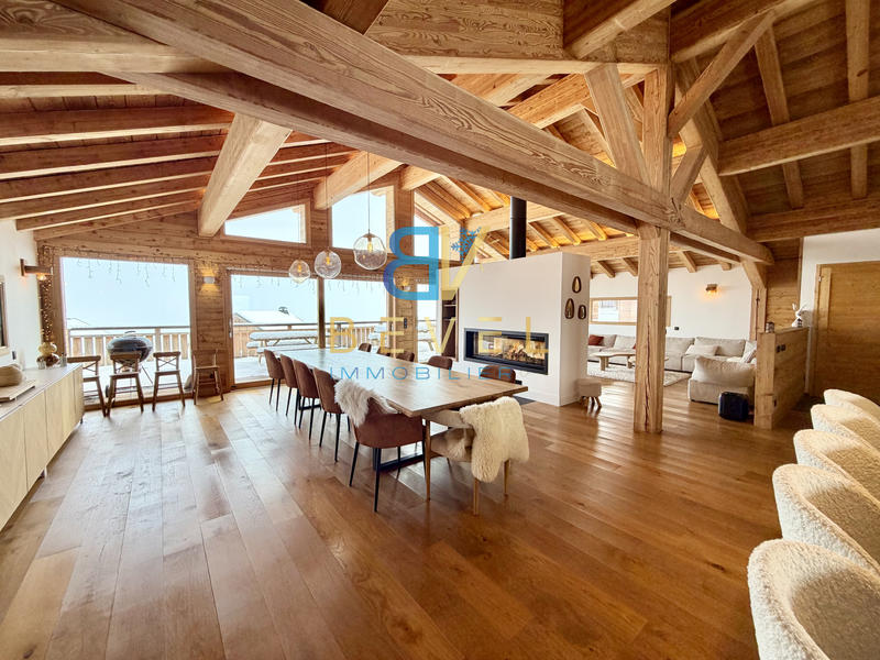 Châlet - 299 m² - 12 pièces