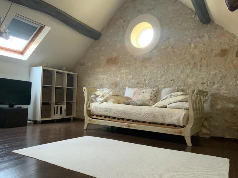 Maison - 270 m² - 10 pièces