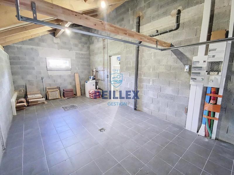 Maison - 102 m² - 5 pièces