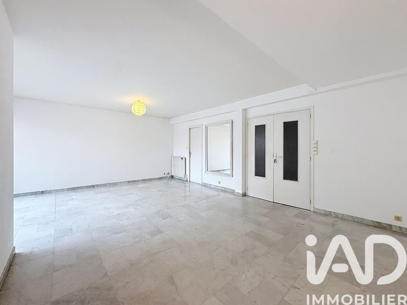 Appartement - 120 m² - 5 pièces