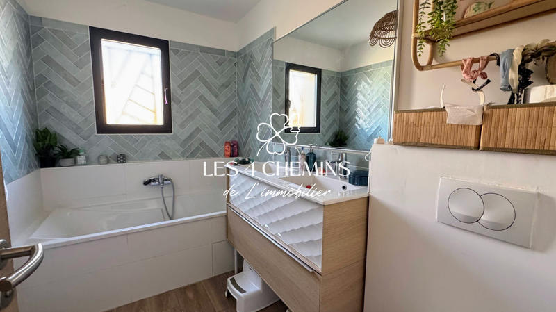 Villa - 108 m² - 4 pièces