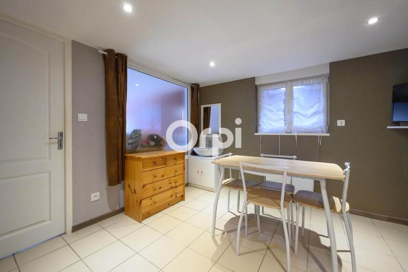 Maison - 180 m² - 7 pièces