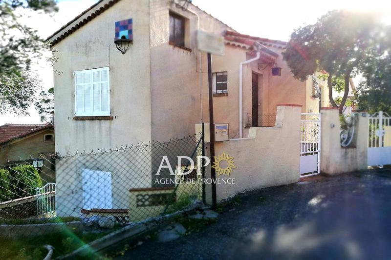 Maison - 96 m² - 5 pièces