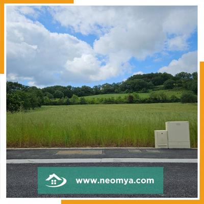 Terrain constructible - 303 m²