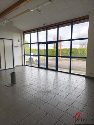 Local d'activité / Entrepôt - 187 m²