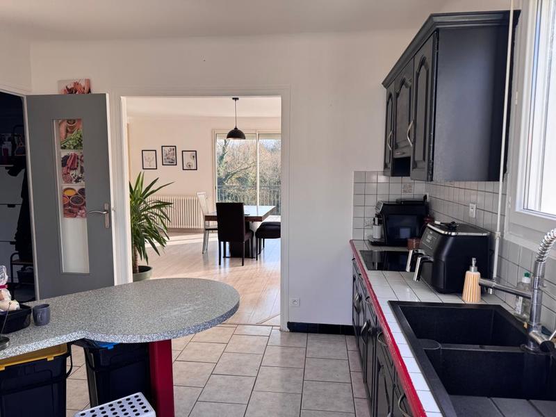 Maison - 171 m² - 6 pièces