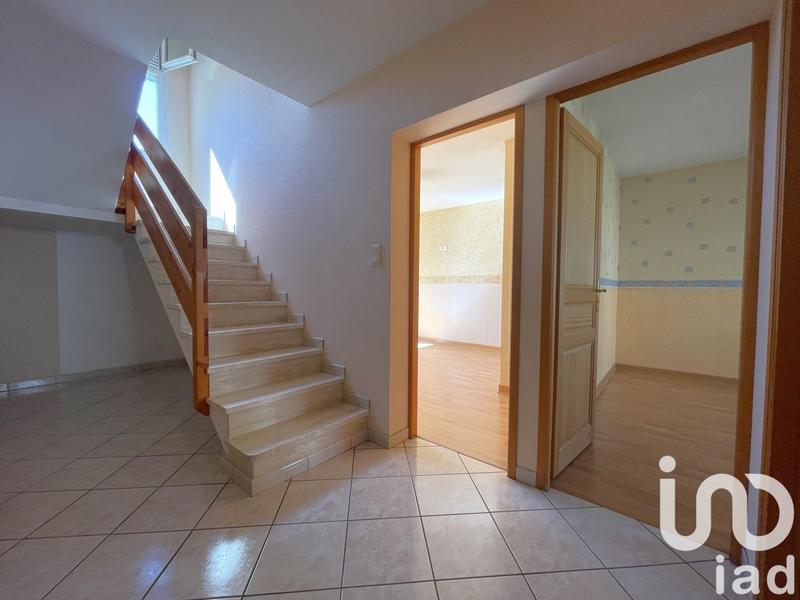 Maison - 231 m² - 8 pièces