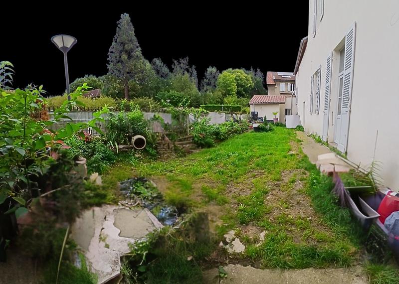 Maison - 121 m² - 7 pièces