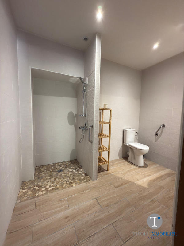 Maison ancienne - 490 m² - 12 pièces