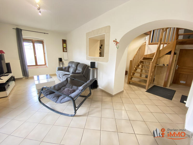 Maison - 90 m² - 4 pièces