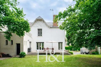 Propriété - 158 m² - 5 pièces