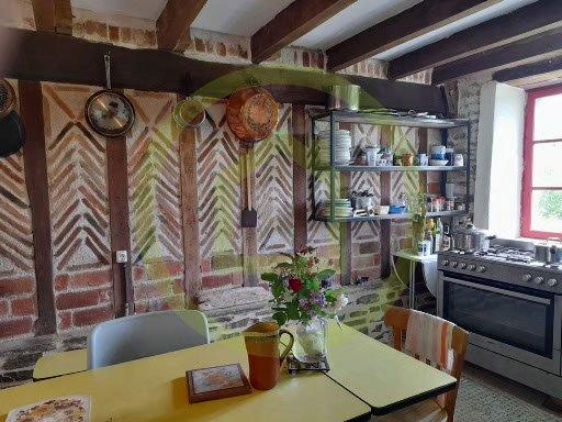 Maison - 180 m² - 7 pièces