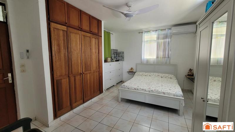 Maison - 180 m² - 7 pièces