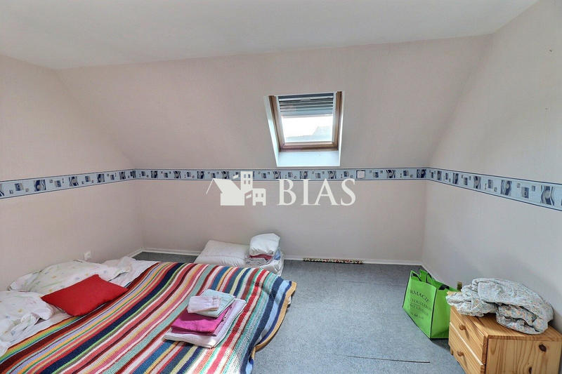 Maison - 104 m² - 5 pièces