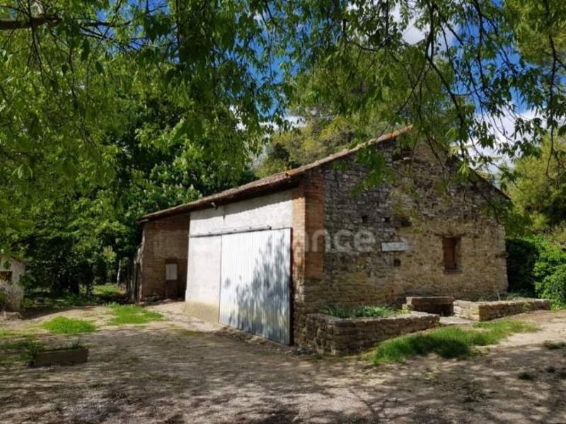 Maison - 105 m² - 1 pièce