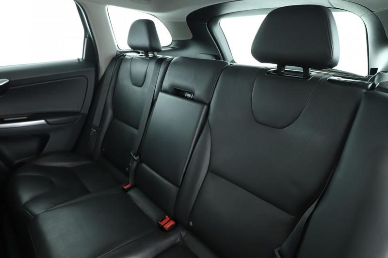 Volvo Xc60 2.0 D3 Summum Geartronic 8 150 ch