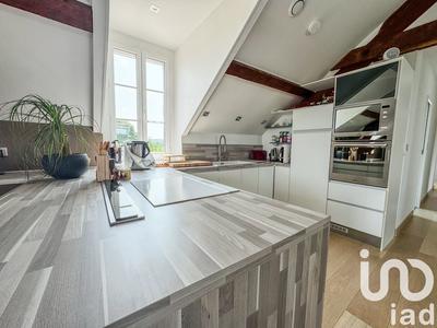 Appartement - 93 m² - 4 pièces