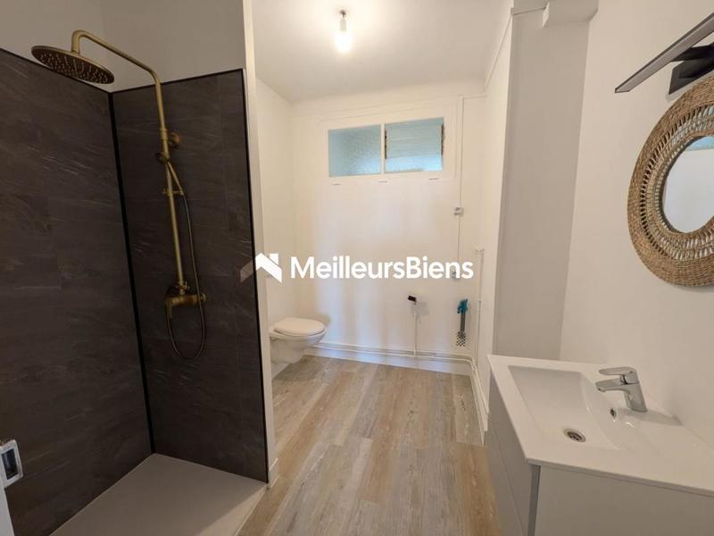 Appartement - 80 m² - 4 pièces
