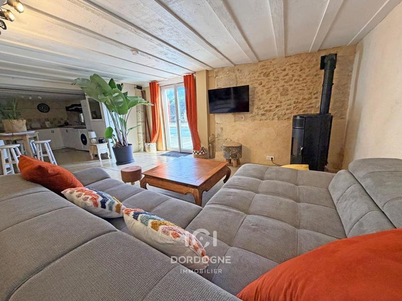 Maison - 263 m² - 8 pièces