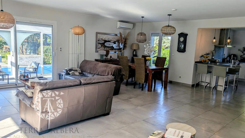 Villa - 150 m² - 5 pièces