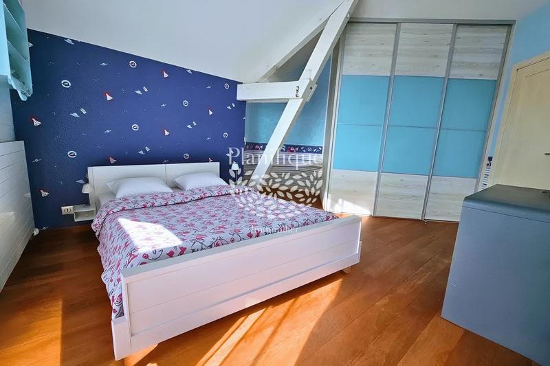 Maison - 299 m² - 7 pièces