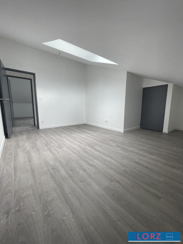 Appartement - 79 m² - 3 pièces