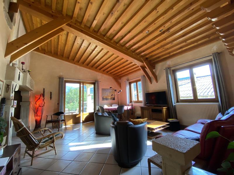 Maison - 140 m² - 6 pièces