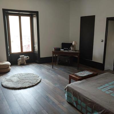 Maison de ville - 240 m² - 7 pièces