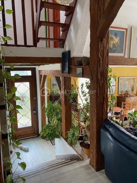 Maison traditionnelle - 156 m² - 6 pièces