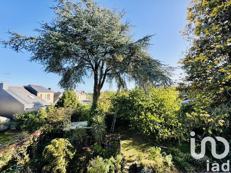 Maison de ville - 196 m² - 9 pièces