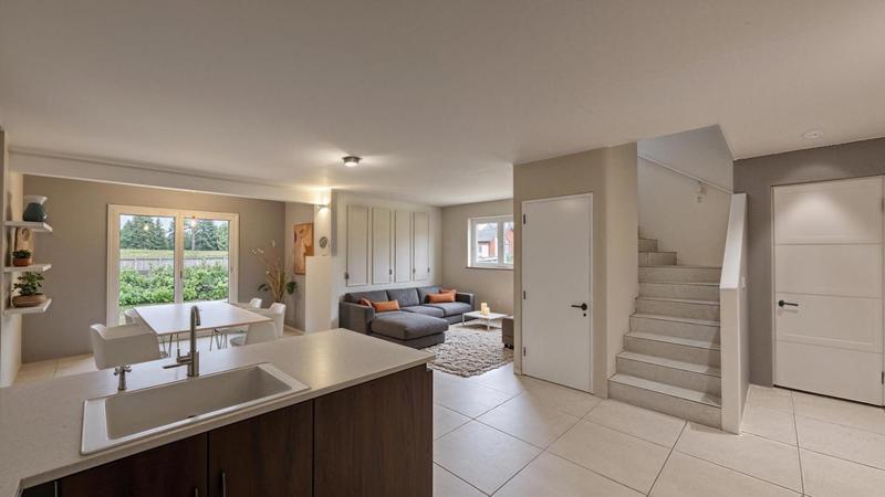 Maison - 90 m² - 5 pièces