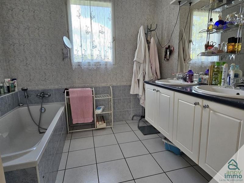 Maison - 143 m² - 4 pièces