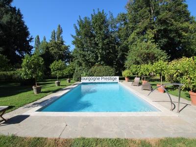 Demeure - 578 m² - 16 pièces