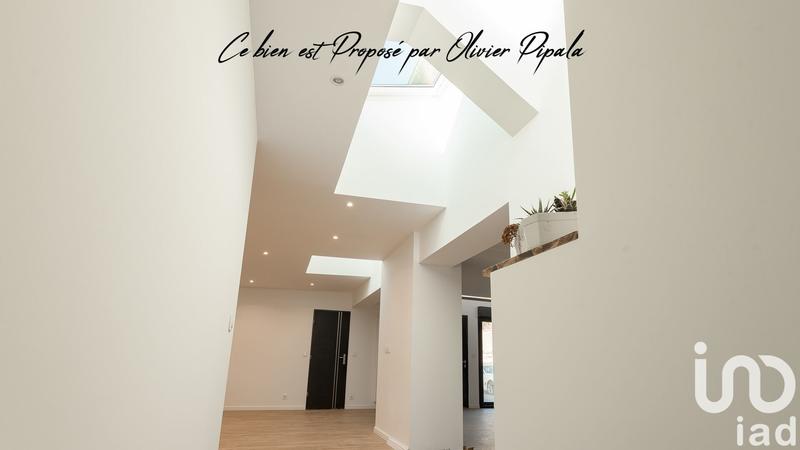 Loft - 161 m² - 6 pièces