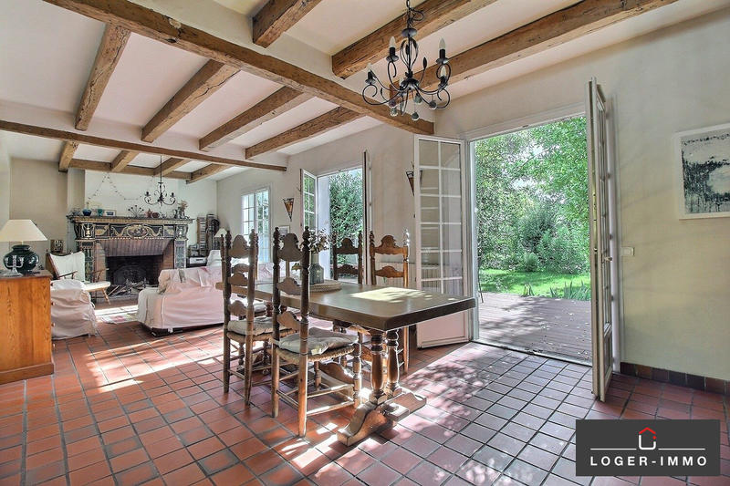 Maison - 175 m² - 8 pièces