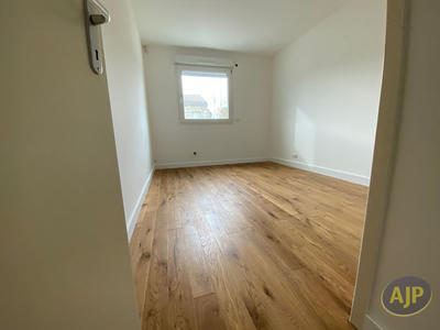 Appartement - 117 m² - 4 pièces