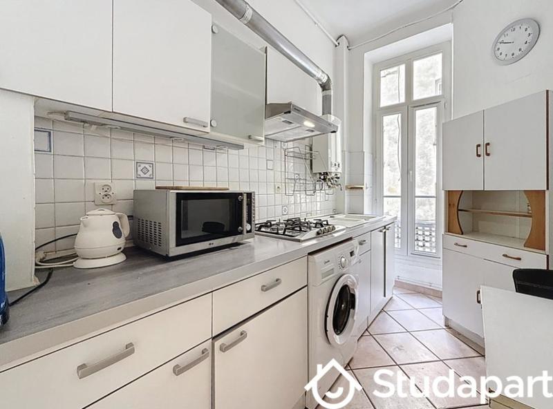 Chambre - 11 m² - 1 pièce