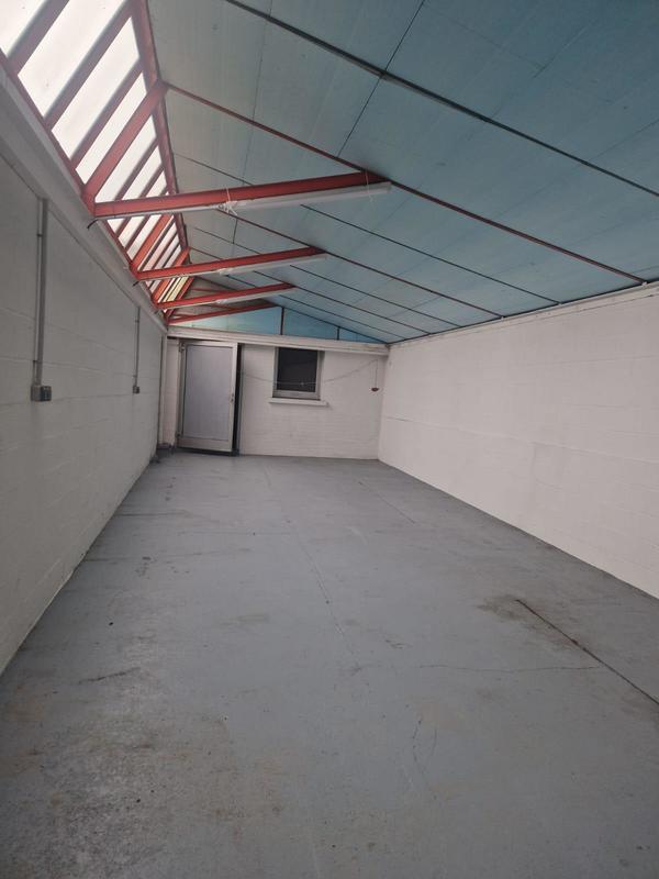 Immeuble - 180 m² - 2 pièces