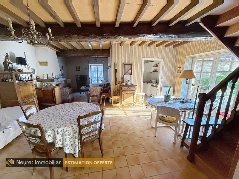 Maison - 135 m² - 6 pièces