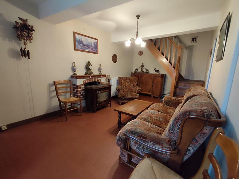 Viager - Longère - 87 m² - 3 pièces