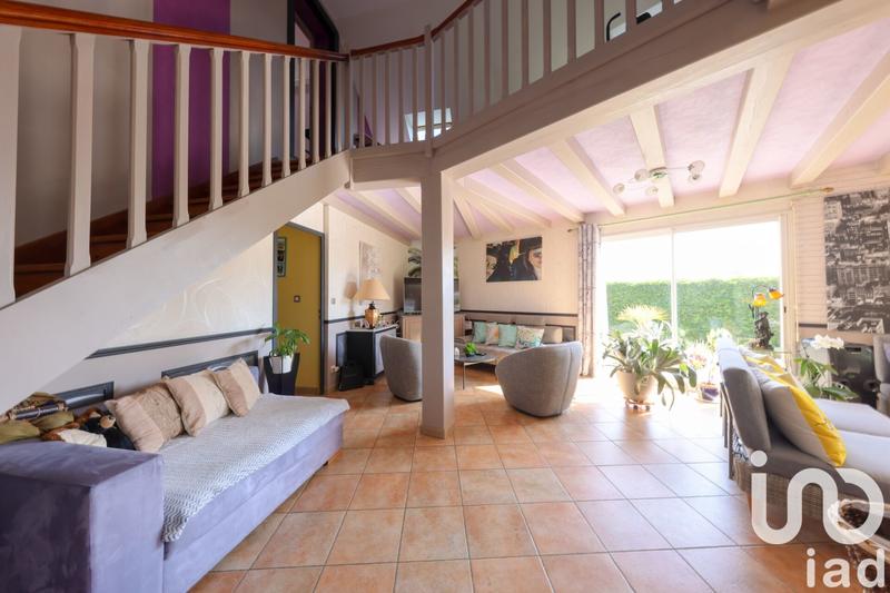 Maison - 530 m² - 20 pièces