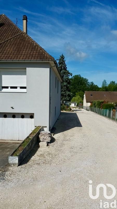 Maison - 279 m² - 11 pièces