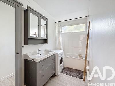 Appartement - 83 m² - 6 pièces