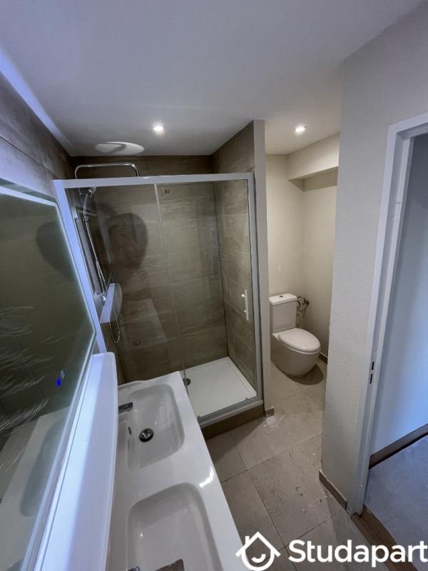 Chambre - 13 m² - 1 pièce