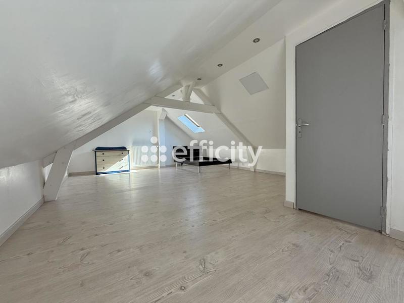 Pavillon - 134 m² - 6 pièces