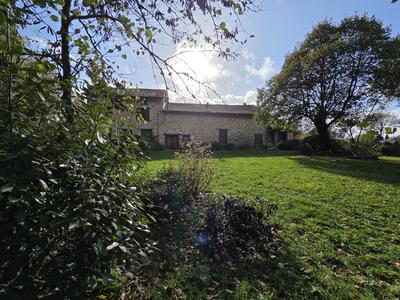 Maison - 154 m² - 8 pièces