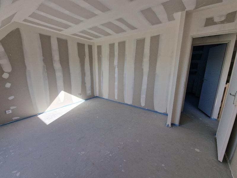 Maison - 80 m² - 5 pièces