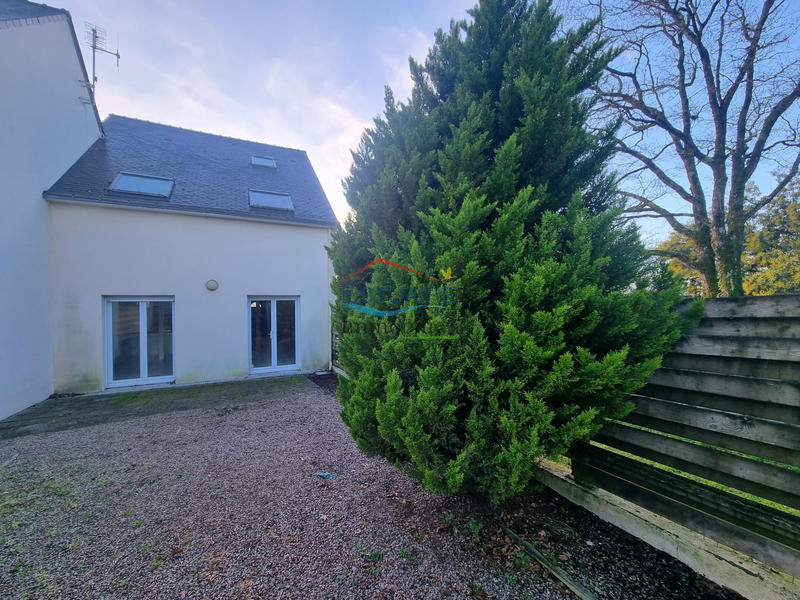 Maison - 95 m² - 5 pièces